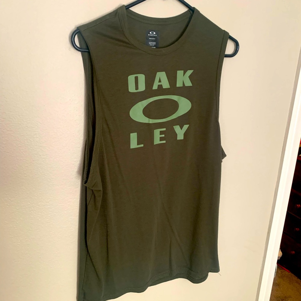 Mens green oakley tank top